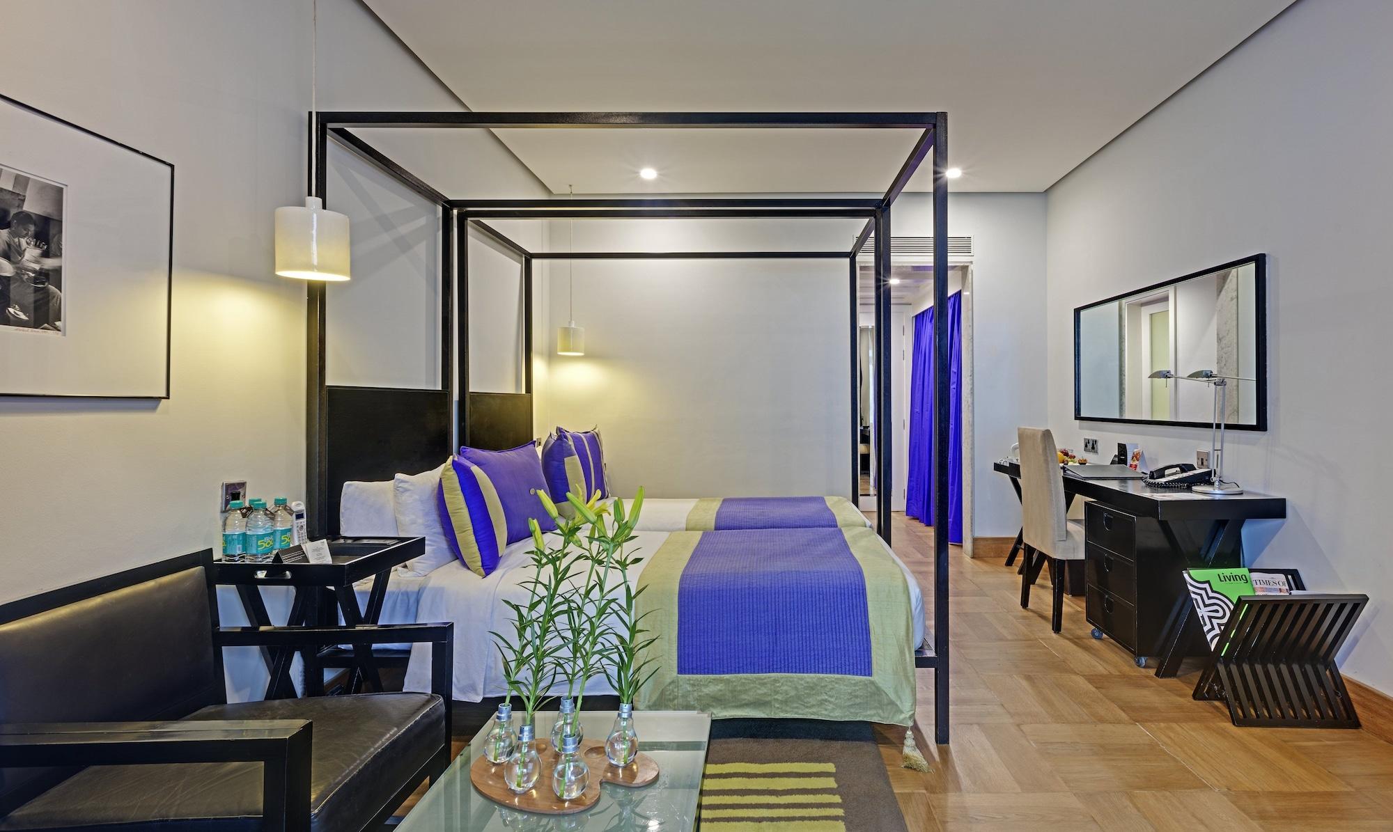 The Park Bangalore, Mg Road Екстер'єр фото A room at the Taj Bengal